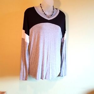 Womens No Boundaries Long Sleeve Shirt